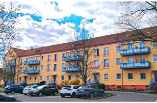 Wohnung mieten in Am Bahnhofsvorplatz 2a, 02977 Hoyerswerda, Große 2-Raumwohnung mit Badewanne, Dusche und Balkon
