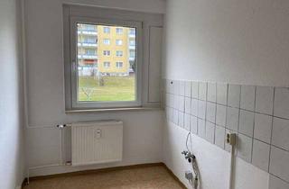 Wohnung mieten in Schöninger Straße 11, 39387 Oschersleben, Bezugsfertig ab Oktober: 2-Raum-Wohnung mit Balkon