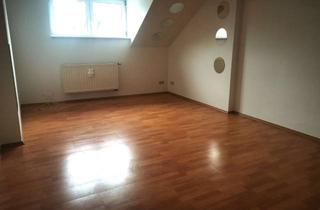 Wohnung mieten in Pfarr, 95028 Innenstadt, Helle 4-Zimmer-Wohnung Nähe Stadtbad