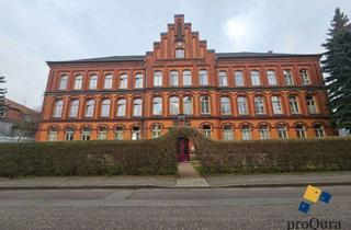 Wohnung mieten in Schützenallee 10, 99867 Gotha, 2-Zimmer-Wohnung mit Balkon & Aufzug in Gotha – Raum für neue Lieblingsmomente