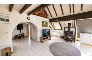 Wohnung mieten in 41516 Grevenbroich, Wohnen mit besonderem Flair – Maisonette mit Galerie, Kaminofen & Dachterrasse