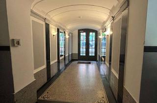 Wohnung mieten in Laubacher Straße 19/2, 14197 Friedenau, Voll Möbliert Wohnen mit Charakter: 2-Zimmer-Wohnung in Berlin-Friedenau