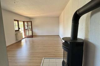 Wohnung mieten in Rosenstraße, 96465 Neustadt, 4 Zimmer Wohnung -Sehr großer Balkon zum entspannen