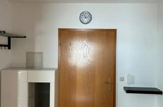 Wohnung mieten in 86529 Schrobenhausen, Voll möblierte 3-Zimmer-Dachgeschosswohnung in Schrobenhausen-Altstadt zu vermieten