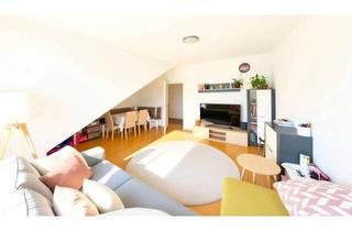 Wohnung mieten in Gymnasiumstraße 71, 75175 Oststadt, Helle 3-Zimmer-Dachgeschosswohnung in zentraler Pforzheimer Lage