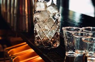 Gewerbeimmobilie mieten in Savignyplatz, 10623 Charlottenburg, Etablierte Bar mit Außenbereich | Toplage am Savignyplatz | Charlottenburg