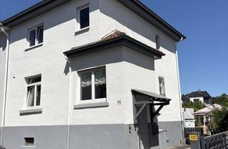 Doppelhaushälfte kaufen in Waldstraße 11, 35510 Butzbach, Gepflegte Doppelhaushälfte mit schönem Garten und zwei Terrassen
