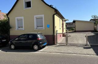 Einfamilienhaus kaufen in 76351 Linkenheim-Hochstetten, Kleines Einfamilienhaus mit Bebauungsmöglichkeit in 2. Reihe