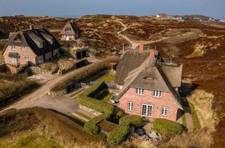 Doppelhaushälfte kaufen in 25980 Sylt, Exklusive Doppelhaushälfte unter Reet auf der Westseite von Rantum