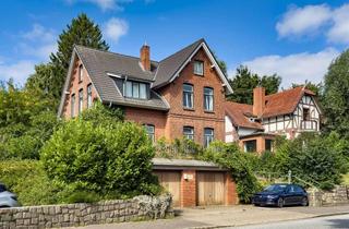 Villa kaufen in 24340 Eckernförde, Gepflegte Altbauvilla in Eckernförde mit 2 Wohnungen in direkter Ostseenähe