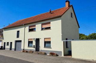 Einfamilienhaus kaufen in 54647 Dudeldorf, Nahe Bitburg: Charakterhaus mit Garage, Gewölbekellern, Sonnenterrasse & weiteres Nutzungspotenzial