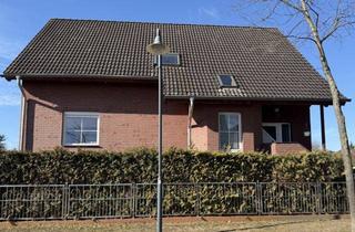 Haus kaufen in 15517 Fürstenwalde, Großzügiges Zweifamilienhaus in ruhiger Lage mit Outdoorküche