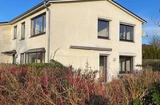 Haus mieten in 29525 Uelzen, Großzügige 5-Zimmer-Doppelhaushälfte in Uelzen