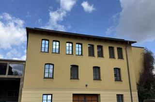 Haus mieten in Plauensche Straße, 08412 Werdau, Exklusiv saniertes Einfamilienhaus mit privatem Wellnessbereich, Terrasse, Garten & zwei Garagen