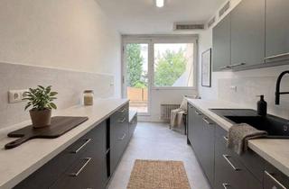 Wohnung kaufen in 67061 Süd, Renovierte, großzügige 6-Zimmer-Wohnung mit zwei Terrassen in begehrter Lage von Ludwigshafen-Süd