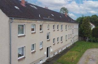 Wohnung kaufen in 18516 Süderholz, 2 Eigentumswohnungen in ruhiger Lage: Renovierungsobjekte mit Potenzial