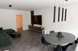 Wohnung kaufen in Katterbachstraße 114, 51467 Bergisch Gladbach, Modern sanierte und helle 2-Zimmer-Wohnung in Bergisch Gladbach, Katterbach