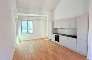 Wohnung mieten in Meta-London-Straße 24, 13587 Spandau, 2 Zimmer - Sheddach Höfe