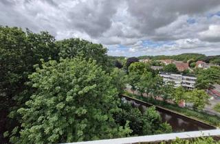 Wohnung mieten in 26725 Stadtzentrum, Innenstadtlage! Schöne 4 Zimmer Wohnung mit Balkon und Stellplatz zu vermieten!