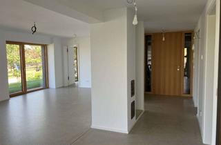 Wohnung mieten in Wildbader Str. 50/1, 75387 Neubulach, Erstbezug nach Kernsanierung: Lichtdurchflutete 3-Zimmer-Wohnung (91m²) mit Loggia & Traumblick, A+