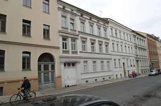 Wohnung mieten in Adam-Kuckhoff-Str. 21, 06108 Halle, Kleine 2 Raum DG-Wohnung in Halle (Saale) in TOP Lage mit EBK