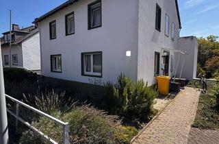 Wohnung mieten in 56072 Metternich, Ruhige, helle 3-Zimmer-Wohnung in Metternich NUR bis zu 2 Personen, KEINE WG. Ohne Möbel