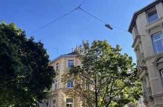 Wohnung mieten in Siebachstraße 54, 50733 Nippes, Wohnen mit Charakter: 2-Zimmer-Dachgeschosswohnung in Köln-Nippes