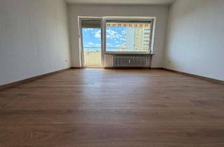 Wohnung mieten in Roter-Brach-Weg 87, 93049 Westenviertel, Viel Platz für den Alltag: 4,5-Zimmer-Wohnung in Regensburg