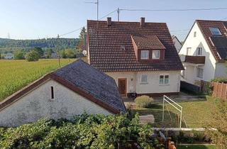 Einfamilienhaus kaufen in Engelbergstraße 45, 71277 Rutesheim, Einfamilienhaus mit Balkon, schöner Aussicht und Garten. Inklusive großer Garage mit viel Stauraum.