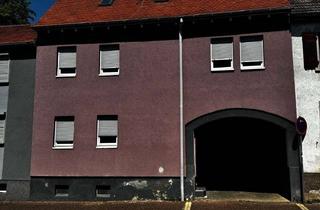 Mehrfamilienhaus kaufen in Hauptsr. 197, 76684 Östringen, Wohnen mit Charakter: Mehrfamilienhaus in Östringen