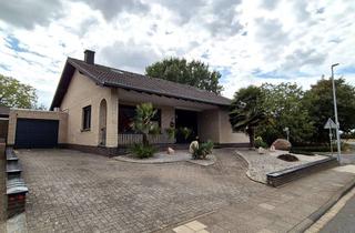 Haus kaufen in 52538 Selfkant, Gepflegter Bungalow mit Ausbaureserve und privatem Außenbereich…