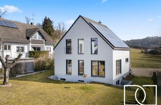 Einfamilienhaus kaufen in 91361 Pinzberg, Einzigartiger Baustil! Neuwertiges Einfamilienhaus in naturnaher Lage mit WU-Keller und Galerie