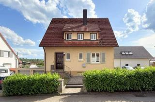 Haus mieten in Hirtenäckerstraße, 72213 Altensteig, Viel Platz in Waldorf: 5,5-Zimmer-Haus mit Garage, Garten Küchen. und separaten Toiletten