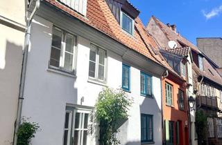 Haus mieten in Große Kiesau 20, 23552 Innenstadt, Modernes, stilvolles Stadthaus mit Dachterrasse in Lübeck zu vermieten