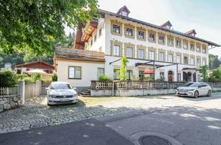Wohnung kaufen in 83088 Kiefersfelden, Ein Zuhause mit Geschichte: Historischer Charme trifft auf außergewöhnliche Wohnqualität
