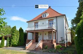 Villa kaufen in 76870 Kandel, Historische Villa mit zeitloser Eleganz