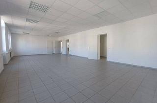 Gewerbeimmobilie mieten in Hölderlinstraße 10, 08056 Zwickau, +++ TOP Gewerbeeinheit zur individuellen Nutzung +++ 3 Raum mit Aufzug im 1.OG +++