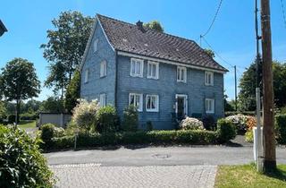 Einfamilienhaus kaufen in 51588 Nümbrecht, Nümbrecht - Einfamilienhaus bzw. Mehrgenerationen- Haus