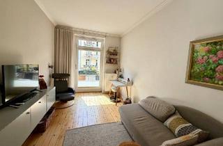 Wohnung kaufen in 20251 Hamburg, Hamburg - Stilvolle 2-Zi.-Altbauwohnung | Südwest-Balkon | Eppendorf