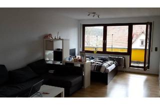 Wohnung kaufen in 73207 Plochingen, Plochingen - Vermietete 1-Zimmer-Wohnung mit Balkon & Stellplatz in Plochingen