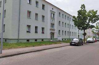 Wohnung kaufen in Albertstraße 31, 04420 Markranstädt, Gemütliche 3-Raum-Wohnung in ruhiger Lage von Markranstädt