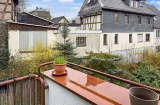 Wohnung kaufen in 07338 Leutenberg, Kapitalanlage mit Burgbergblick (A1757)