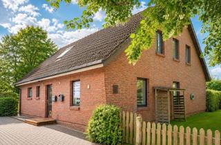 Wohnung kaufen in 25938 Borgsum, Charmant. Clever. Besonders. Dachgeschoss mit Studio inklusive