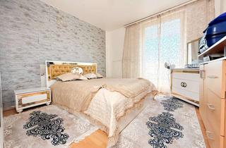 Wohnung kaufen in 90429 Muggenhof, Vermietete 4-Zimmer-Wohnung mit zwei Balkonen und attraktivem WG-Potenzial