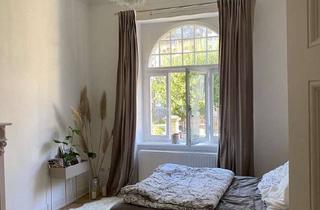 Wohnung kaufen in Sandbergstr 54, 64285 Darmstadt, Sanierte 4-Zimmer-Wohnung im Stilaltbau mit zwei Balkonen