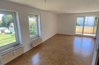 Wohnung mieten in Am Sportplatz, 09244 Lichtenau, Frei ab 1.11.26 - Bad mit Wanne+Dusche+Fenster / Garage u.v.m.
