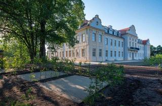 Wohnung mieten in Schlossinsel, 16798 Fürstenberg/Havel, 2-Zimmer Corner Suite mit Heckengarten I Schloss Fürstenberg Sports & Country Club® 3.26