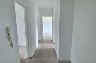 Wohnung mieten in Kreuzmoor, 25436 Uetersen, In Sanierung | 3 Zimmer | Uetersen | mit Balkon