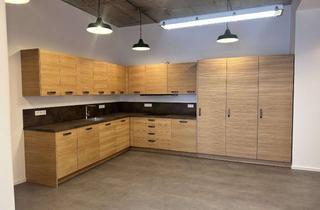 Wohnung mieten in Luxemburger Str. 19, 50674 Altstadt-Süd, Modernes WG-Konzept nähe Babarossaplatz: 11er-WG mit Terrasse & großer Wohnküche