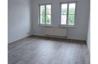 Wohnung mieten in Ilmenauer Straße, 98527 Suhl, Viel Platz für die Familie – helle 4-Raum-Wohnung in familienfreundlicher Lage